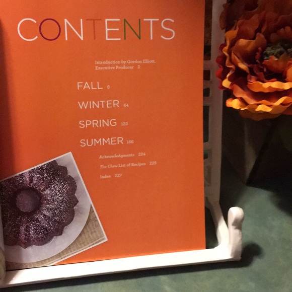 The Chew tv show cookbook. - Picture 4 of 4